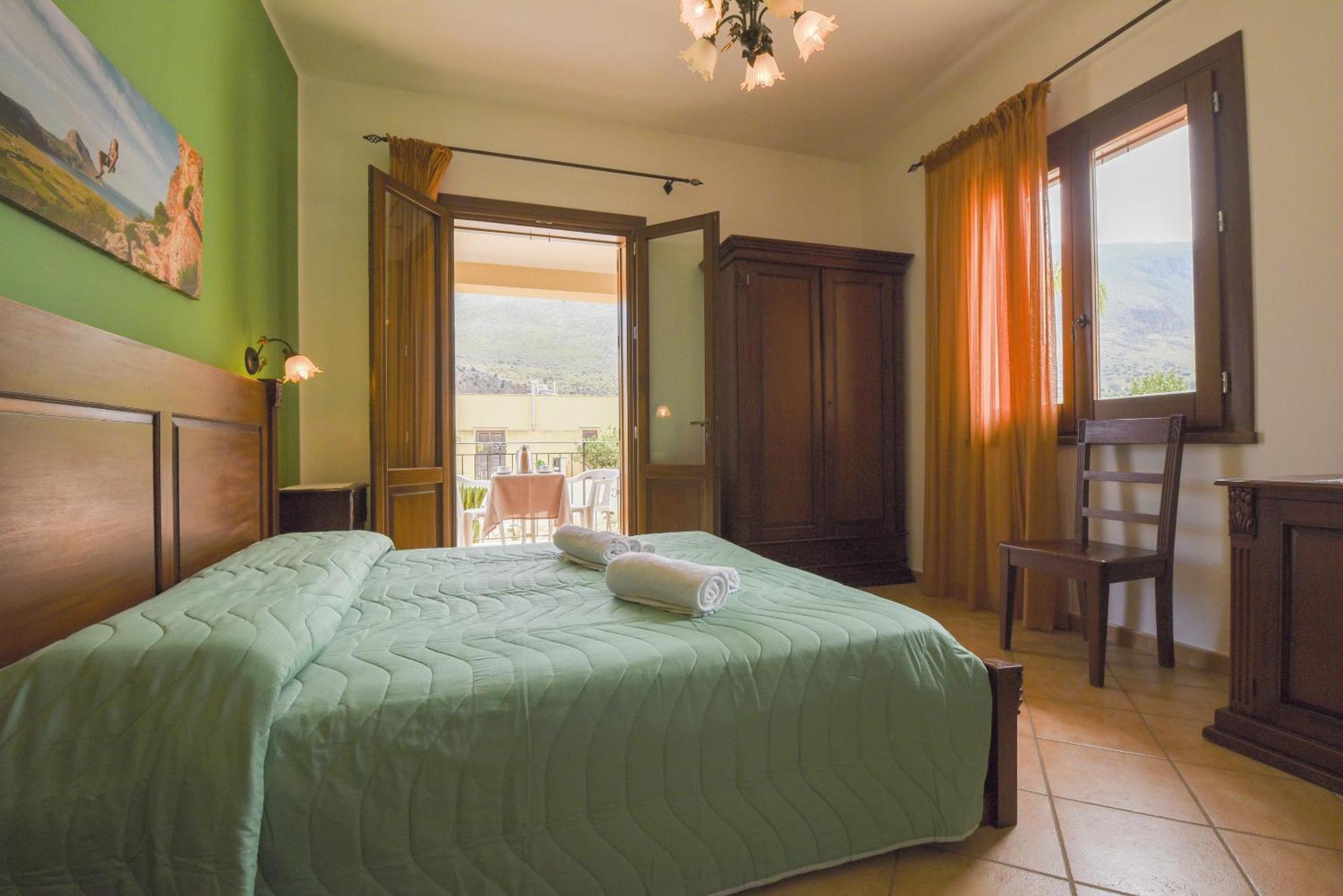Bed and Breakfast Aurora Castelluzzo Pokoj fotografie